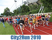 Sommernachtslauf der angenehmen Art am 29.07.2010: City2run 2010 - Citylauf München auf 6 oder 10 km im Olympiapark (Foto: Martin Schmitz)